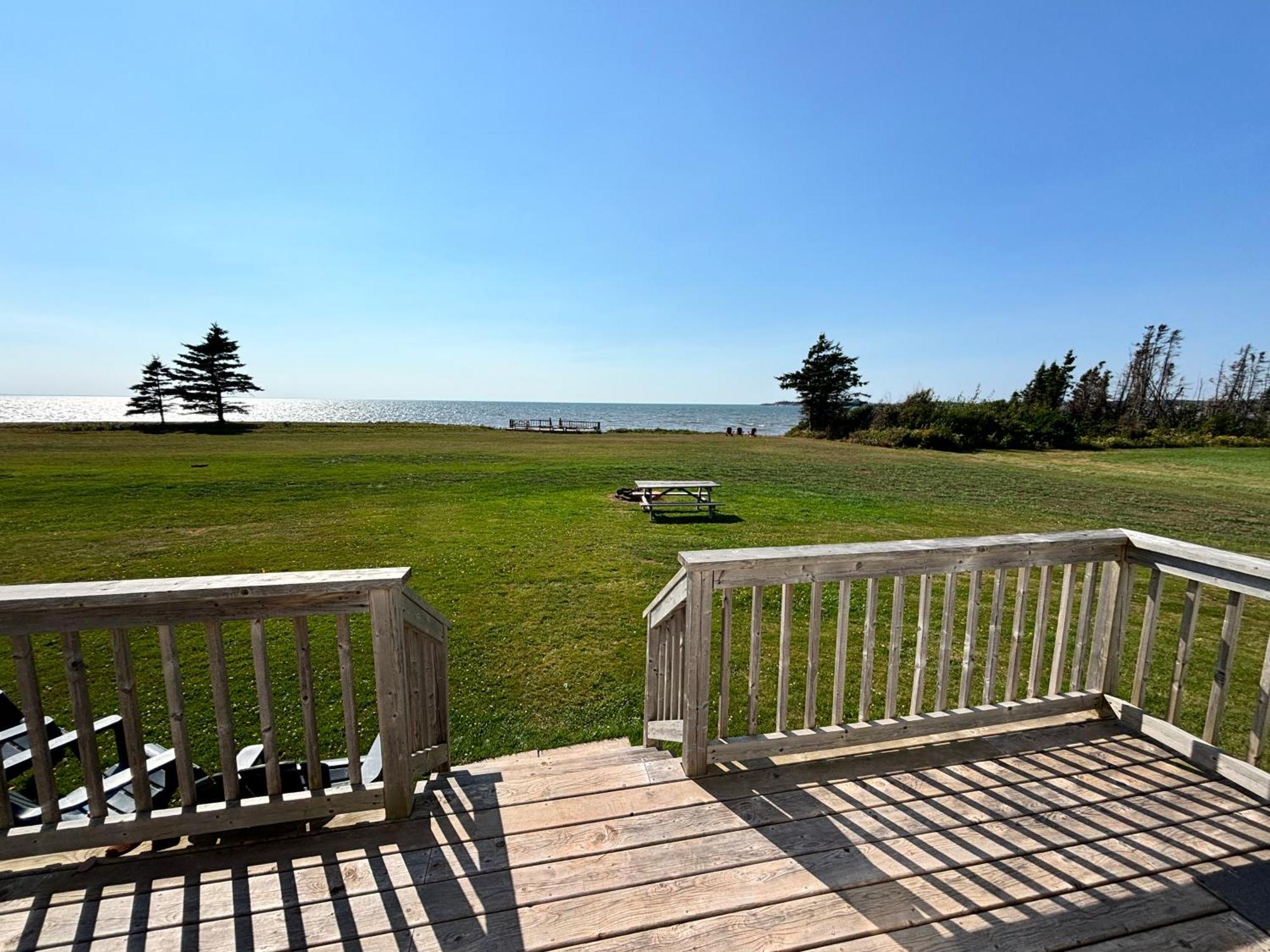 Cottages On Pei-Oceanfront Bedeque Exterior foto