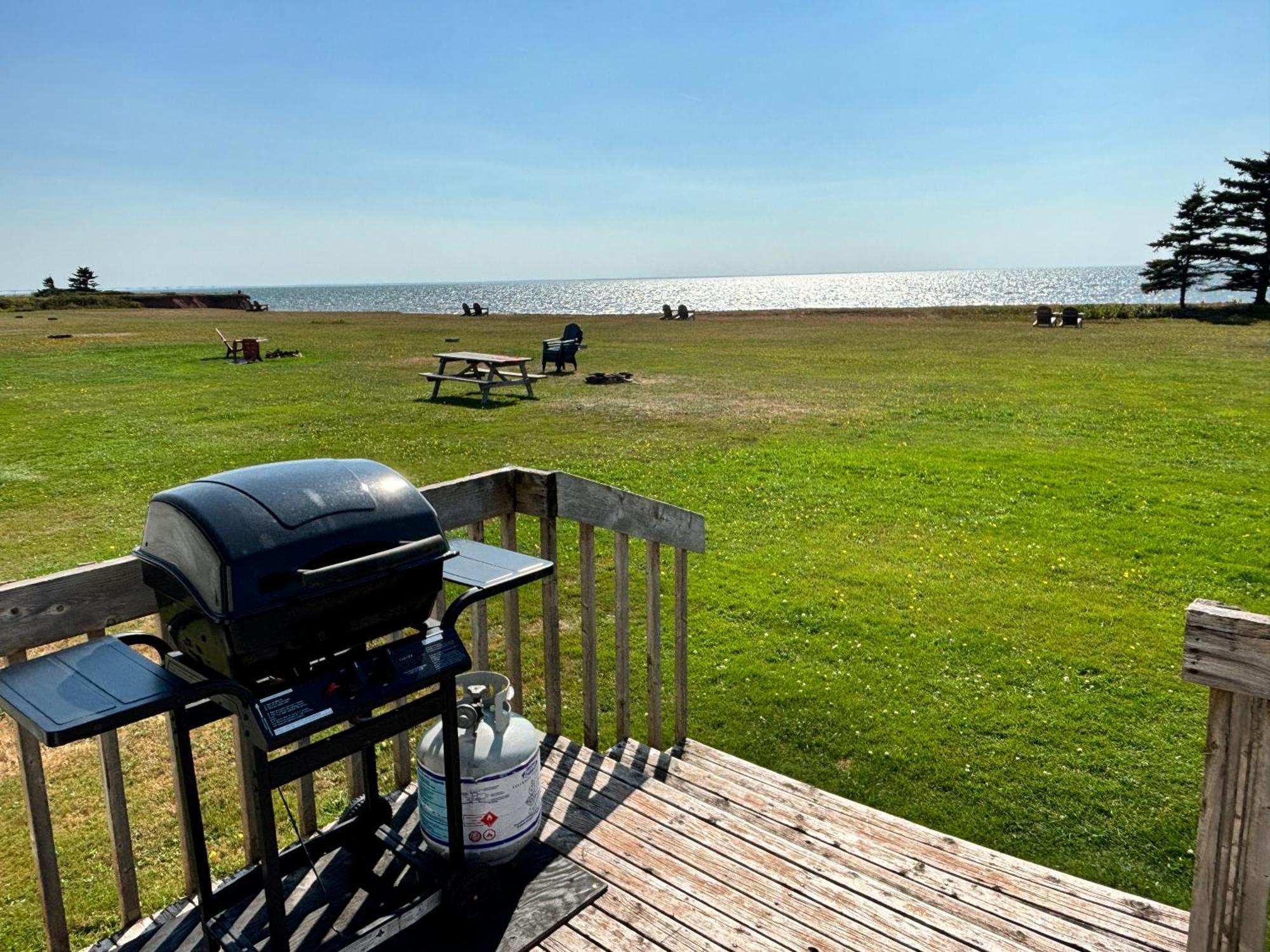 Cottages On Pei-Oceanfront Bedeque Exterior foto