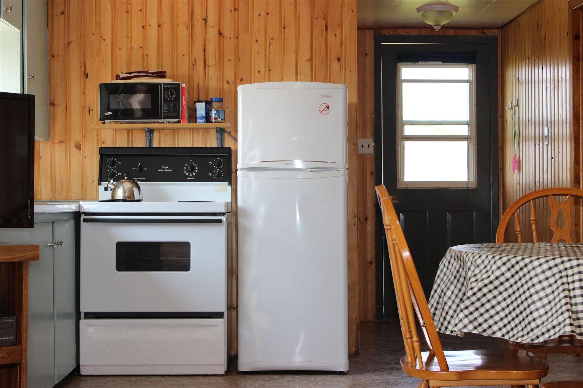 Cottages On Pei-Oceanfront Bedeque Exterior foto
